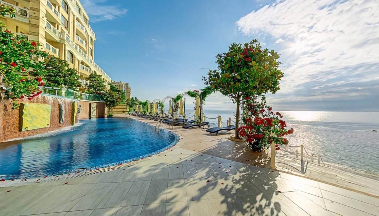 1Bd Ap In La Mer Complex Private Beach And Pool غولدن ساندز المظهر الخارجي الصورة